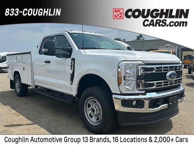new 2025 Ford F-350 car, priced at $73,990