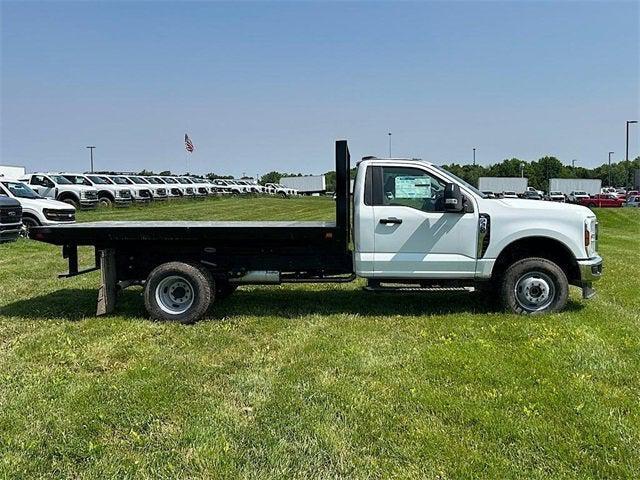 new 2025 Ford F-350 car, priced at $71,978