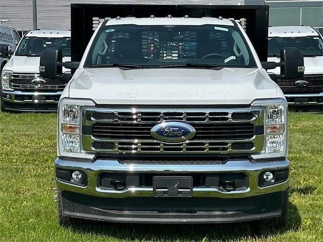 new 2025 Ford F-350 car, priced at $71,978
