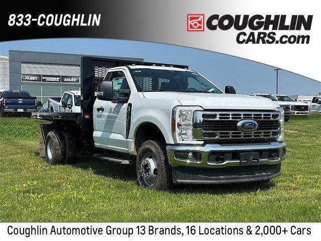 new 2025 Ford F-350 car, priced at $71,978