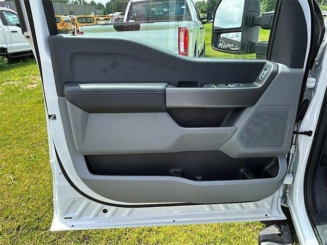 new 2025 Ford F-250 car, priced at $60,487
