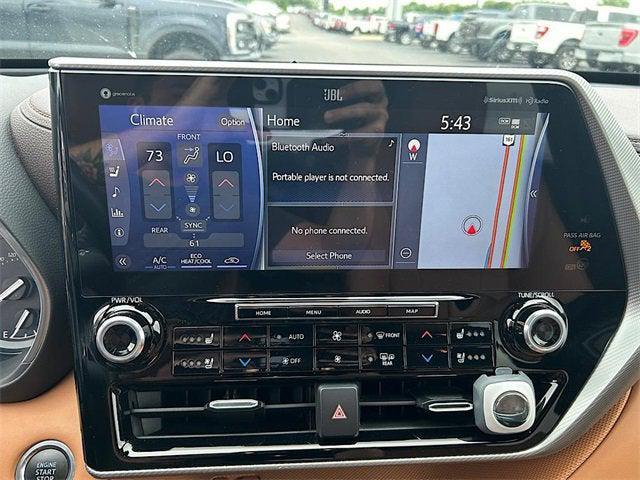 used 2021 Toyota Highlander car, priced at $37,900