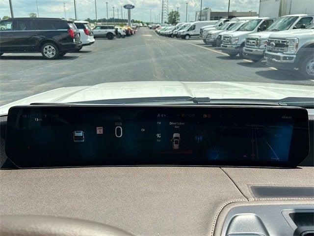 new 2025 Ford Expedition car, priced at $84,216
