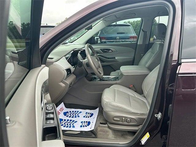 used 2018 Chevrolet Traverse car, priced at $21,900