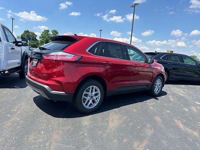 new 2024 Ford Edge car, priced at $40,595