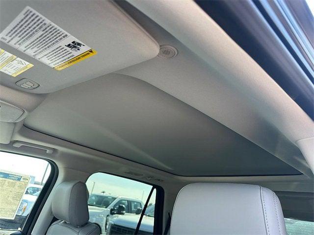 new 2025 Ford Expedition car, priced at $71,445