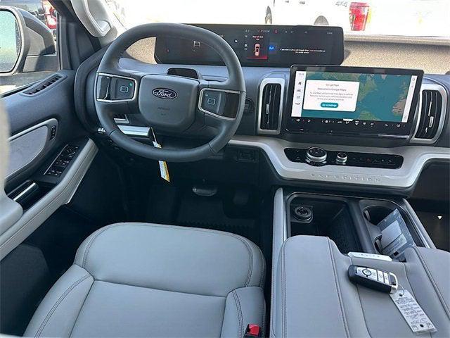 new 2025 Ford Expedition car, priced at $71,445