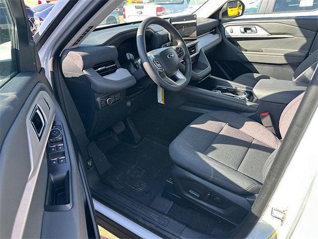 new 2025 Ford Explorer car, priced at $41,990