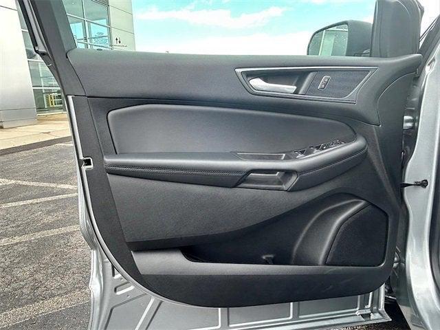new 2024 Ford Edge car, priced at $33,900
