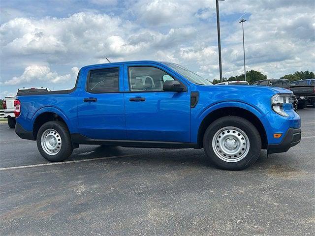 new 2025 Ford Maverick car, priced at $30,832