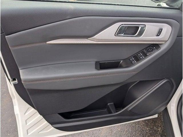 new 2025 Ford Explorer car, priced at $47,035