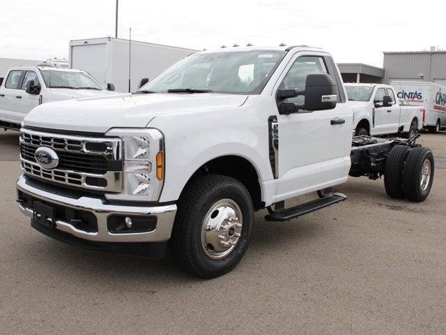 new 2024 Ford F-350 car, priced at $51,350