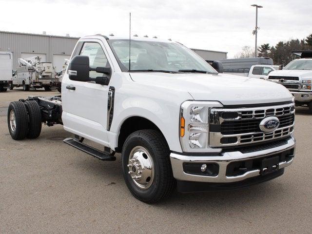 new 2024 Ford F-350 car, priced at $51,350