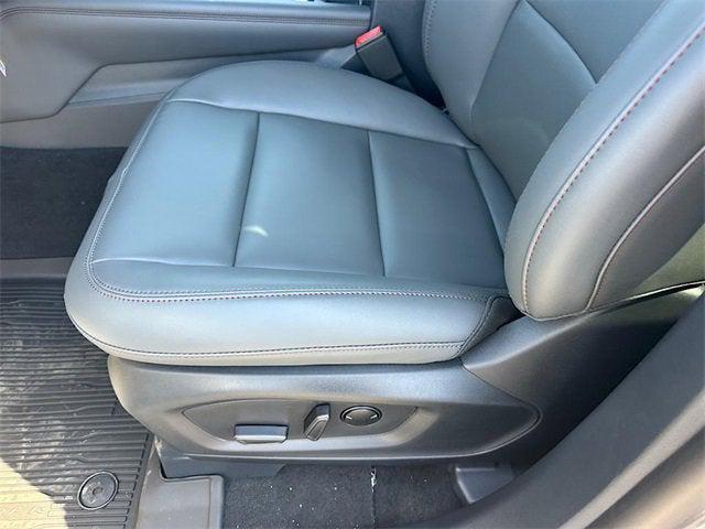 new 2025 Ford Explorer car, priced at $45,912