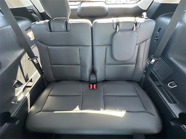 new 2025 Ford Explorer car, priced at $45,912