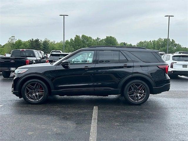 used 2025 Ford Explorer car, priced at $55,900