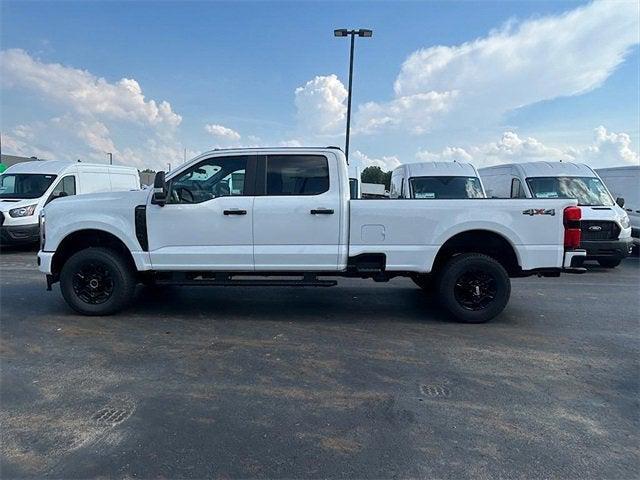 new 2025 Ford F-350 car, priced at $59,662