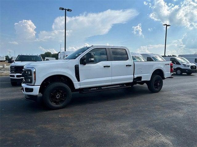 new 2025 Ford F-350 car, priced at $59,662