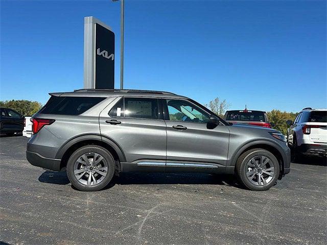 new 2025 Ford Explorer car, priced at $47,881