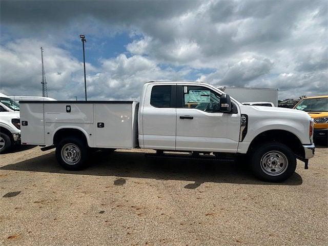 new 2025 Ford F-350 car, priced at $72,485