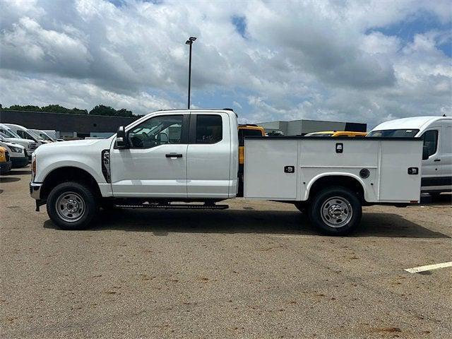 new 2025 Ford F-350 car, priced at $72,485