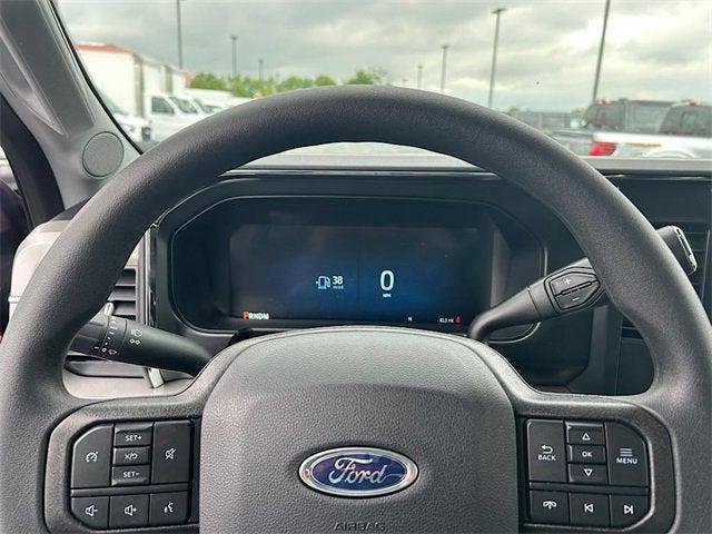 new 2025 Ford F-350 car, priced at $68,728