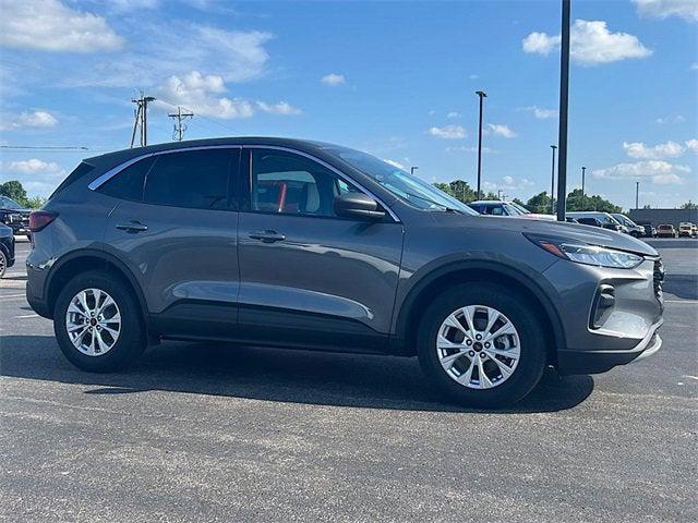 used 2023 Ford Escape car, priced at $22,900