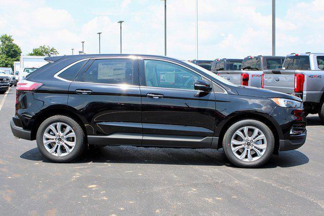 new 2024 Ford Edge car, priced at $39,672