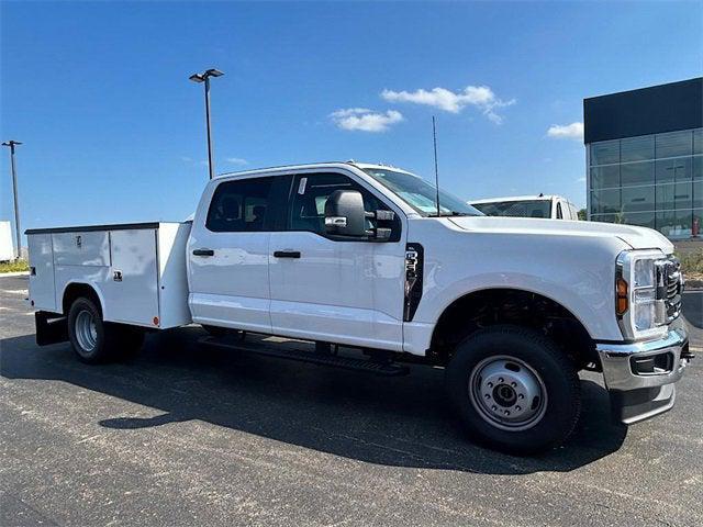 new 2025 Ford F-350 car, priced at $77,880