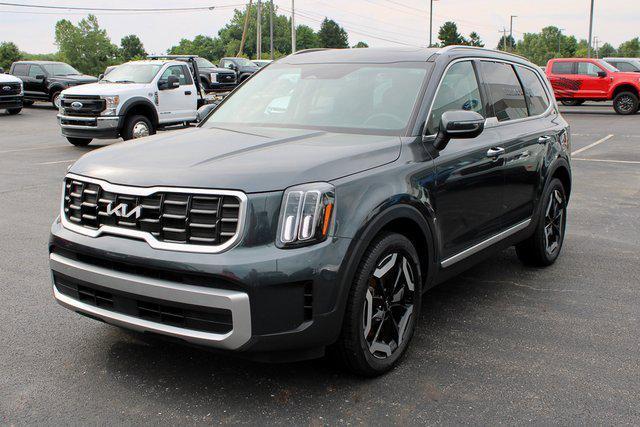 used 2023 Kia Telluride car, priced at $33,700