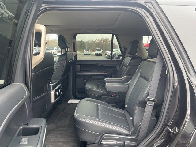 used 2024 Ford Expedition car, priced at $43,900