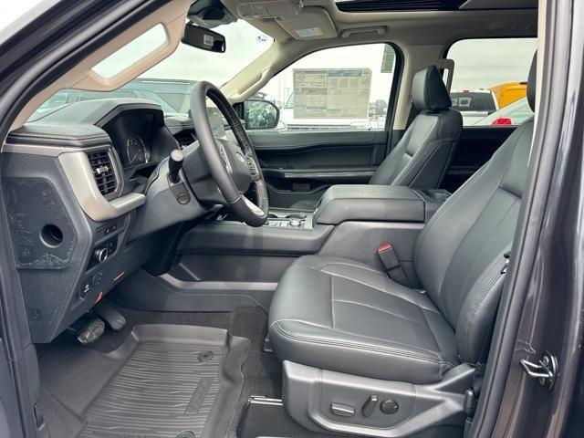 new 2024 Ford Expedition car, priced at $71,985