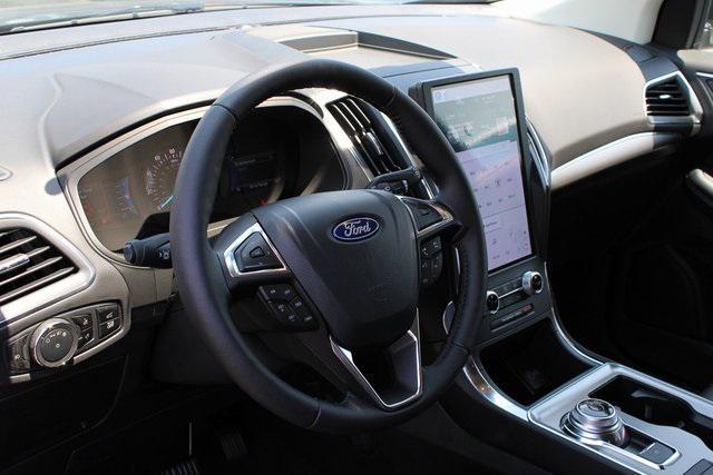 new 2024 Ford Edge car, priced at $43,410