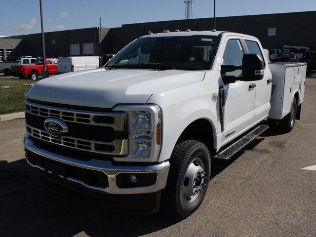 new 2025 Ford F-350 car, priced at $89,137
