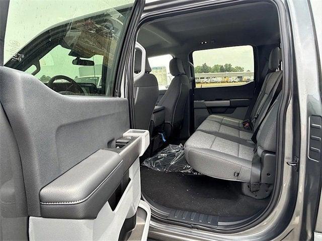 new 2025 Ford F-350 car, priced at $61,433
