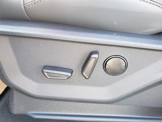 new 2025 Ford Expedition Max car, priced at $72,504