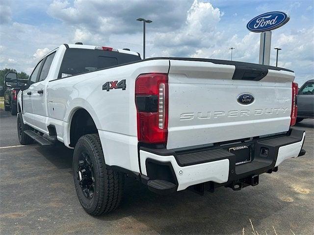 new 2025 Ford F-350 car, priced at $59,662