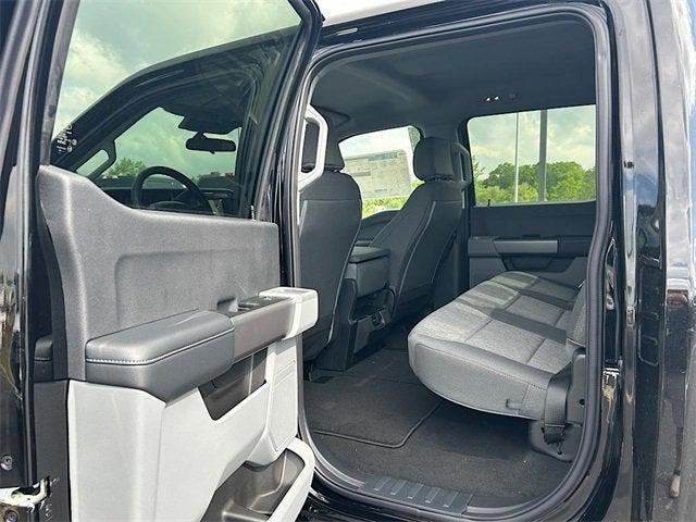 new 2025 Ford F-250 car, priced at $57,453