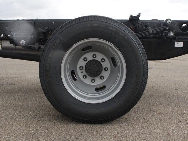 new 2025 Ford F-350 car, priced at $60,260