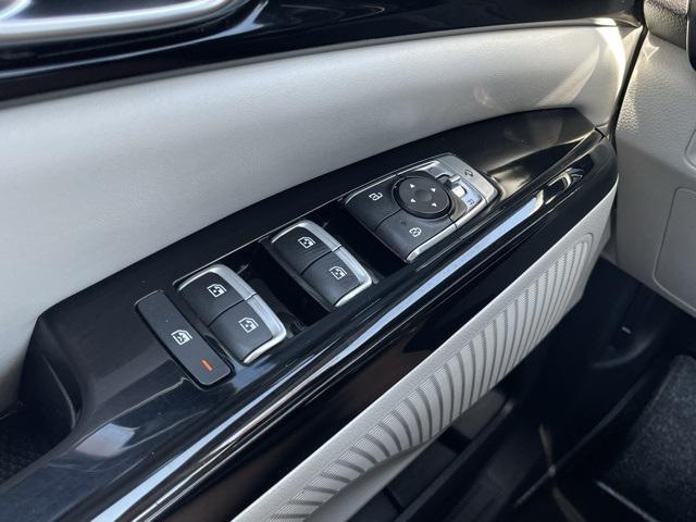 used 2022 Kia Carnival car, priced at $31,933