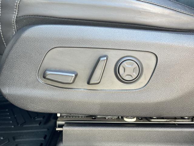 used 2022 Kia Carnival car, priced at $31,933