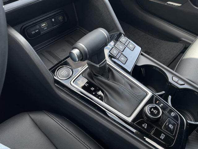 new 2025 Kia Sportage car, priced at $37,170