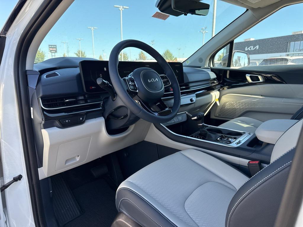 new 2026 Kia Carnival car, priced at $52,625