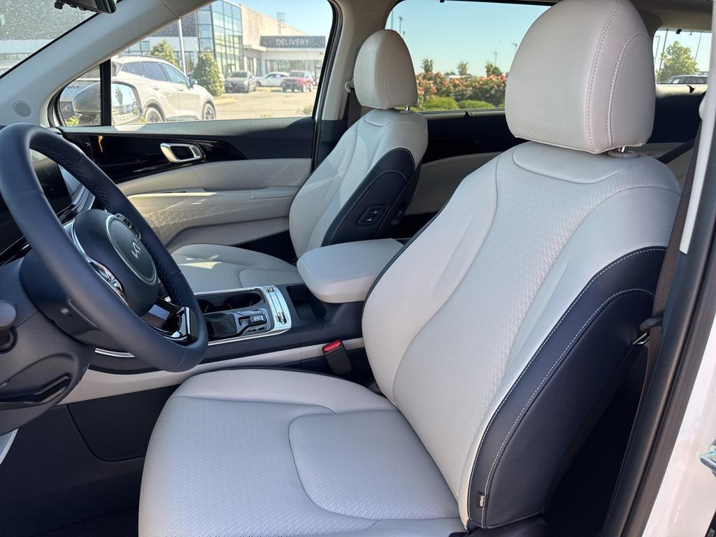 new 2026 Kia Carnival car, priced at $52,625