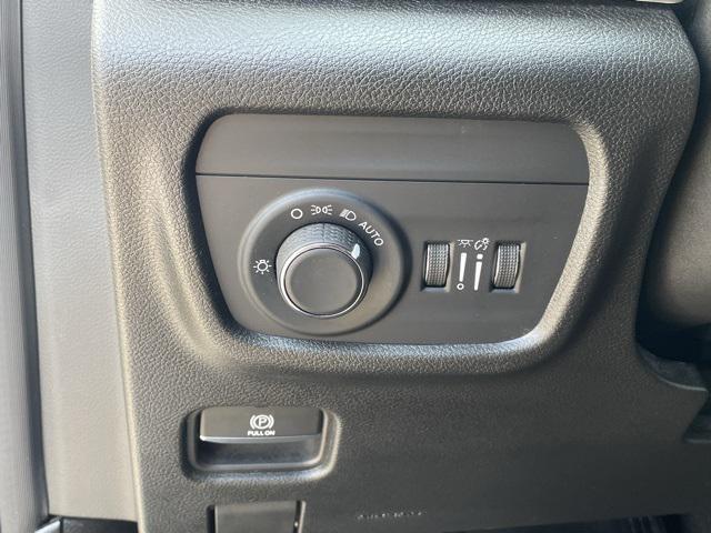 used 2022 Jeep Grand Cherokee L car, priced at $27,193
