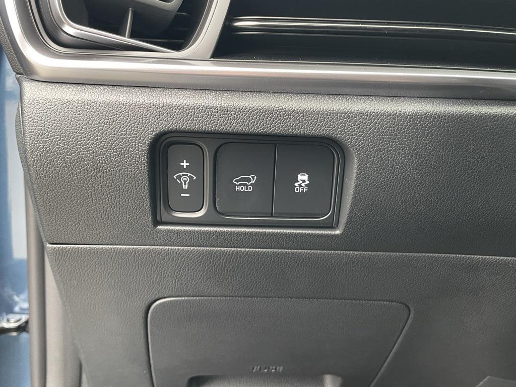 new 2026 Kia Sorento Hybrid car, priced at $39,304