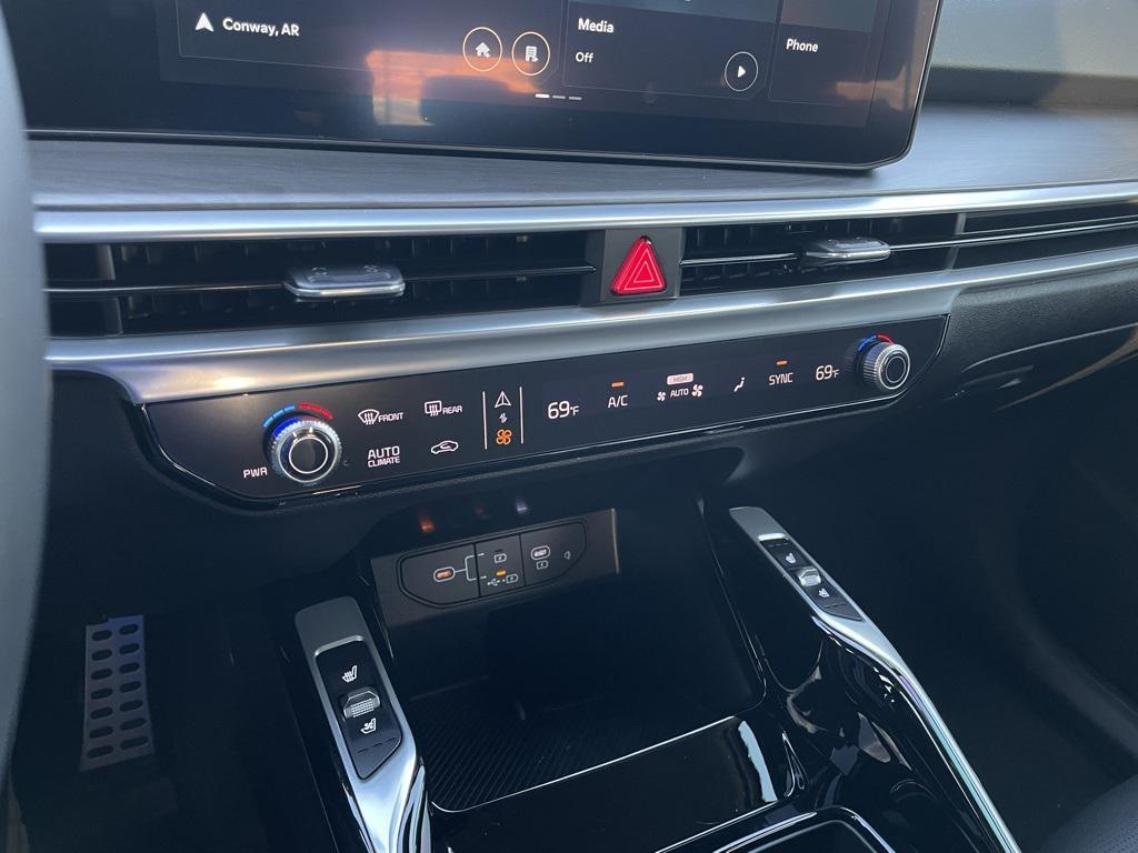 new 2026 Kia Sorento car, priced at $43,295