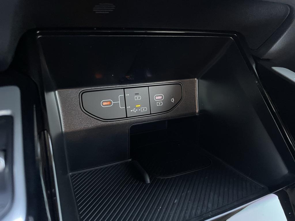 new 2026 Kia Sorento car, priced at $43,295