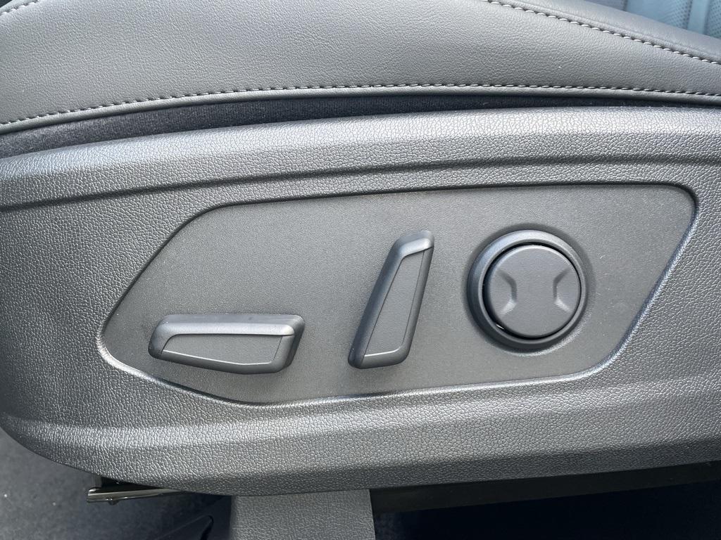 new 2026 Kia Sorento car, priced at $43,295