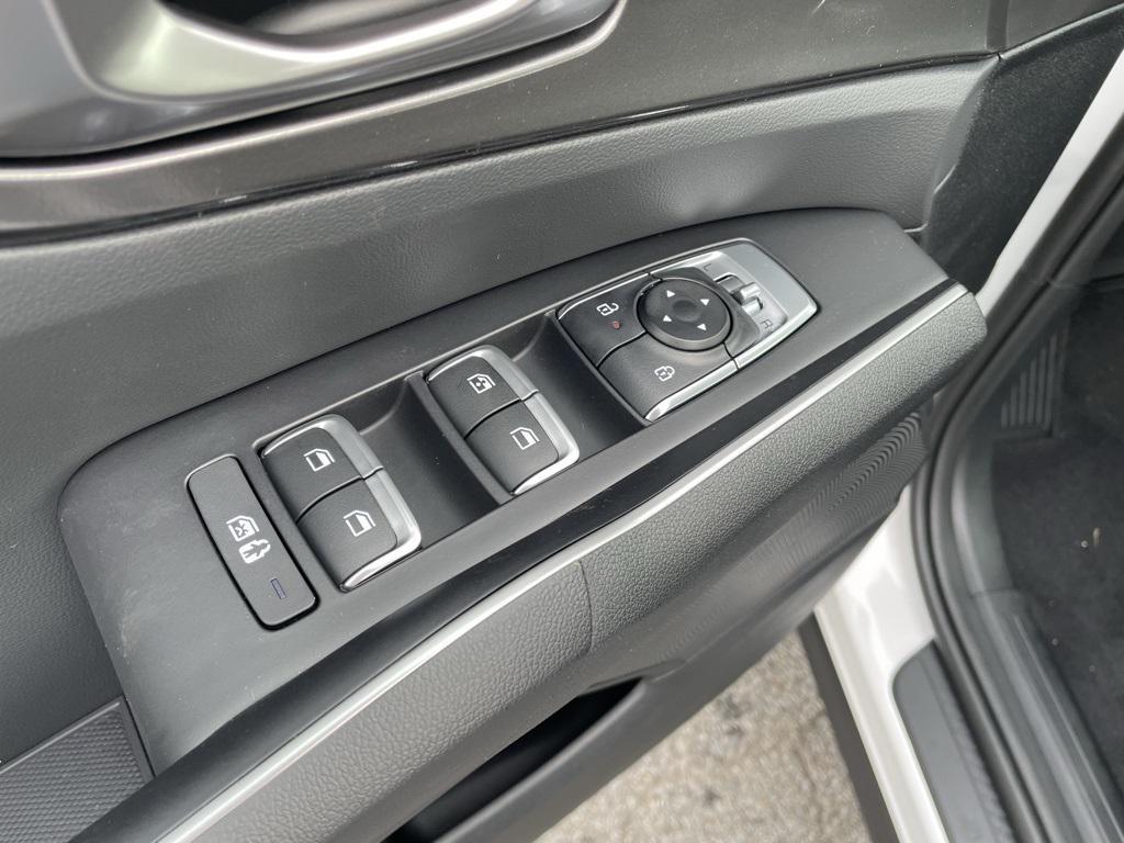 new 2026 Kia Sorento car, priced at $32,130
